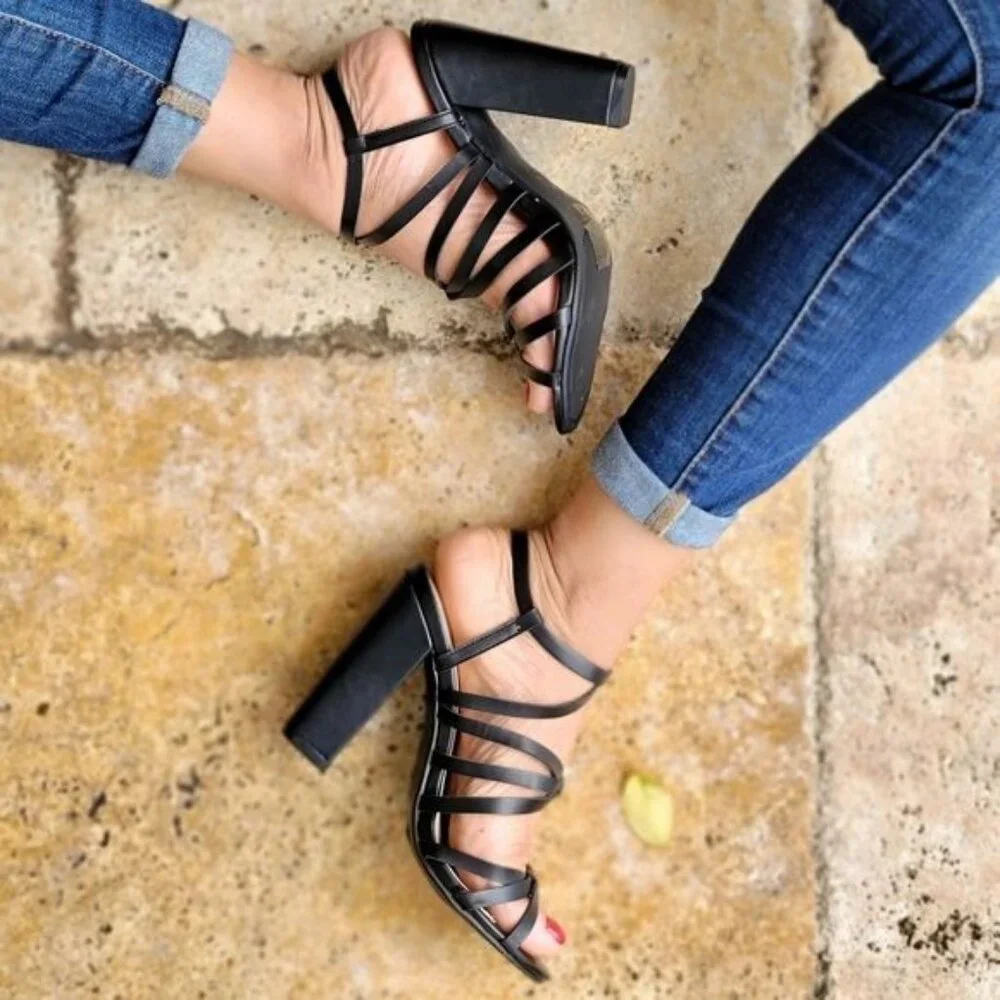 Black Strappy Open Toe Chunky Heel Sandals